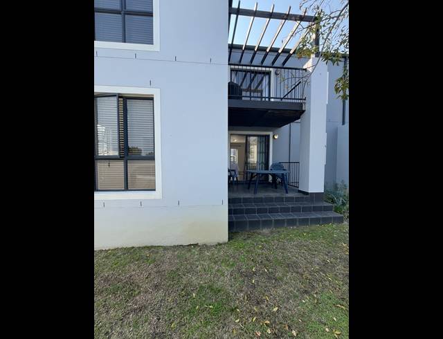 2 BEDROOM APARTMENT TO LET IN BURGUNDY ESTATE